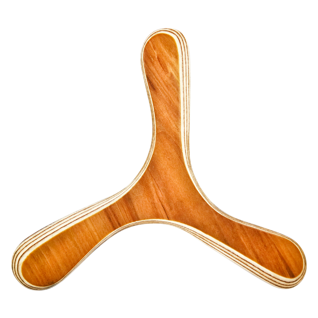 Image of Kugelblitz - Boomerang dynamic shot with rich reddish-brown grain